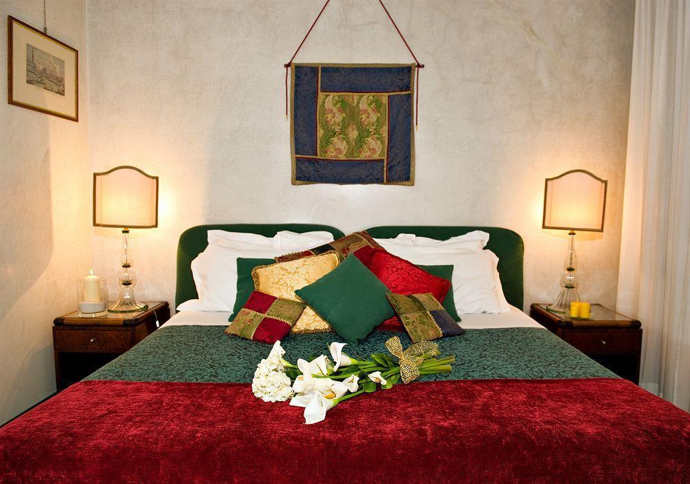 Palazzo Del Giglio Hotell Venedig Exteriör bild
